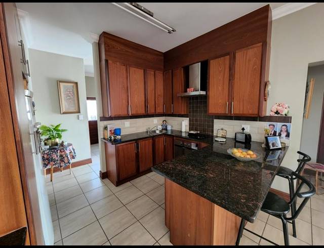 3 BEDROOM HOUSE FOR SALE IN RETIRE AT MIDSTREAM